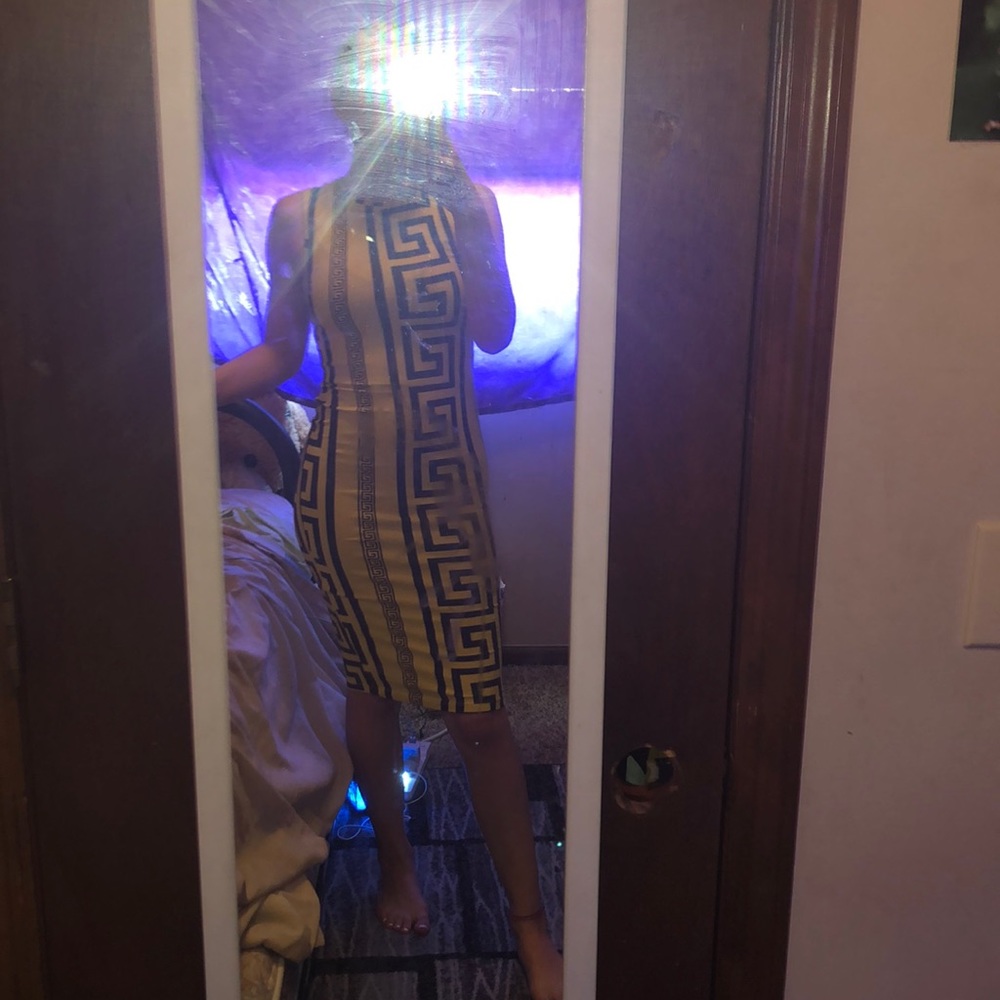 Black and yellow tube dress